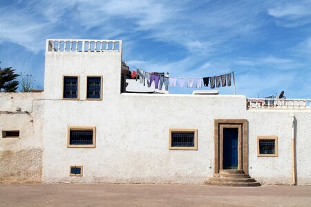Structure laundry rooftop