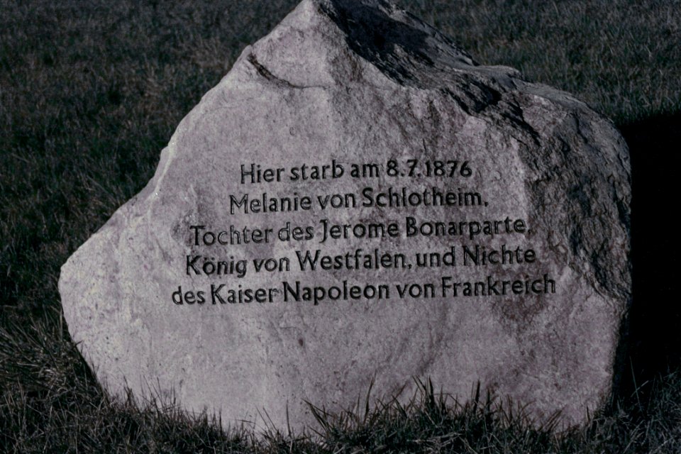 Gedenkstein Melanie-von-Schlotheim