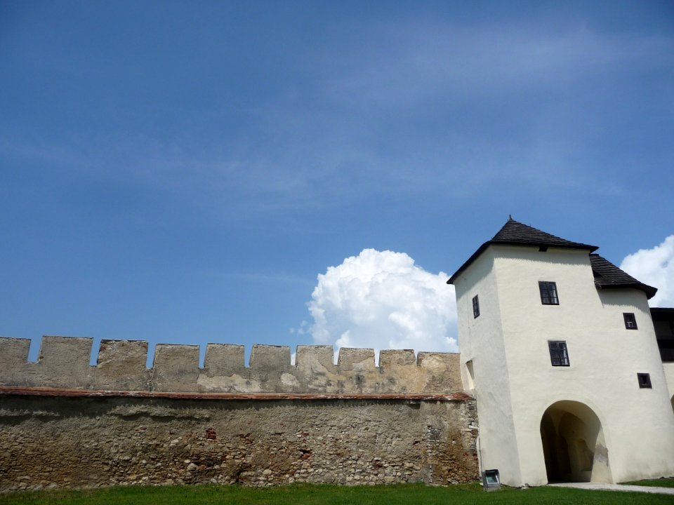 Horná brána