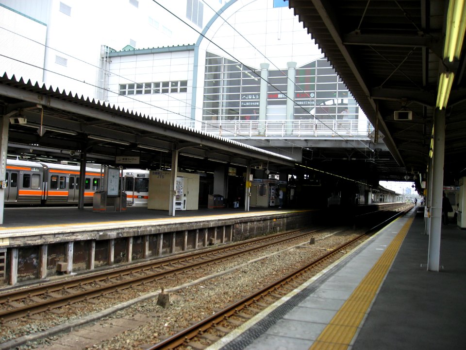 JRC Toyohashi station 001
