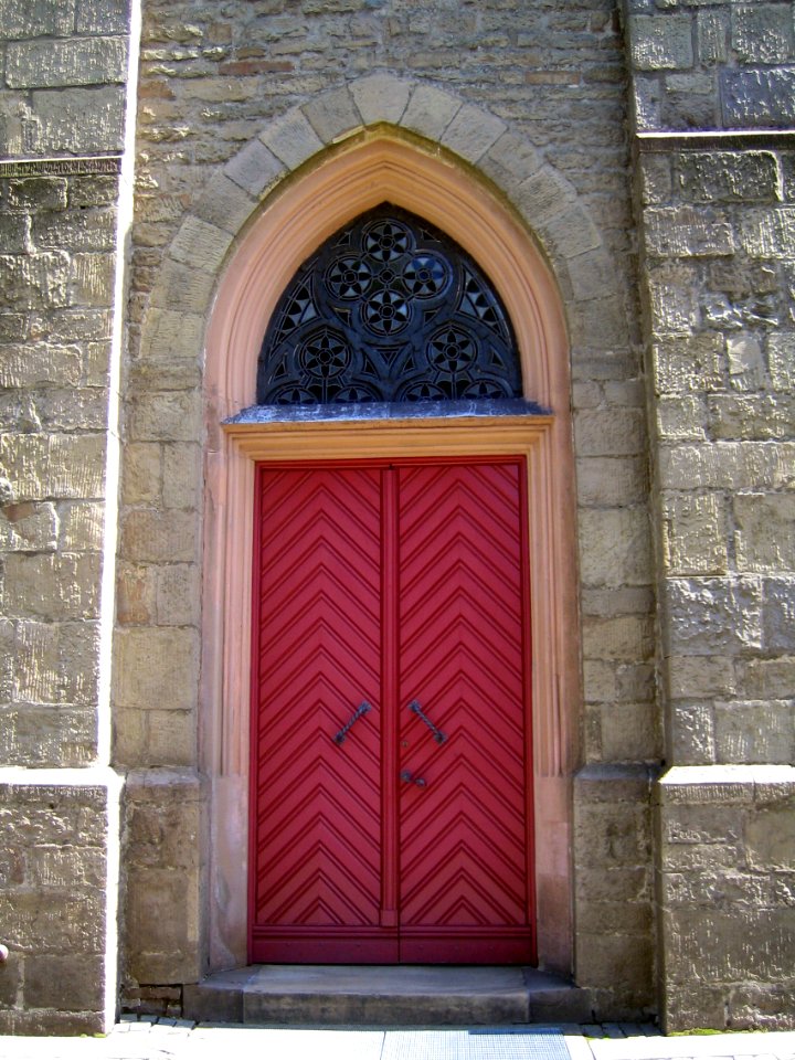 Kirche St. Agatha, Hauptportal