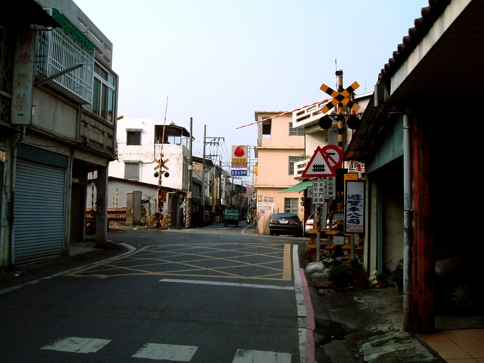 Level Crossing in Taiwan 7