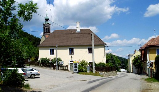 Maria Raisenmarkt Pfarramt und Strasse