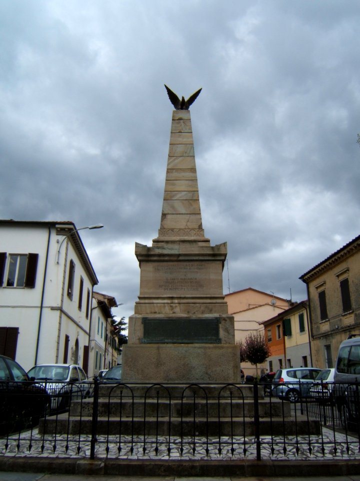 MonumentoCadutiCollesalvetti