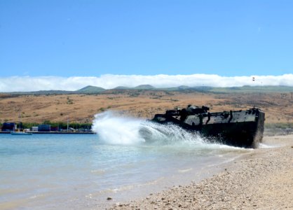AAV launch 140723-N-HU377-156