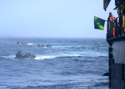 AAVs return from a beach raid. (8448061800)
