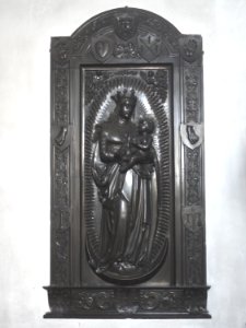 AB Stiftskirche Relief Maria photo