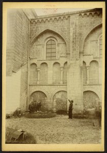 Abbaye Saint-Junien de Nouaillé-Maupertuis - J-A Brutails - Université Bordeaux Montaigne - 1740