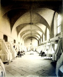 Abbaye St remi salle hospice Rothier 29480
