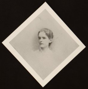 Anne Montgomerie Traubel, head-and-shoulders portrait, facing left LCCN91793273