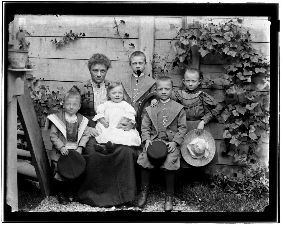 Annechien Kesseler-Kooijman (Anna) (1868- ) foto 3 (max res)