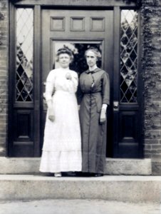 Annie Jump Cannon & Henrietta Swan Leavitt, 1913 photo