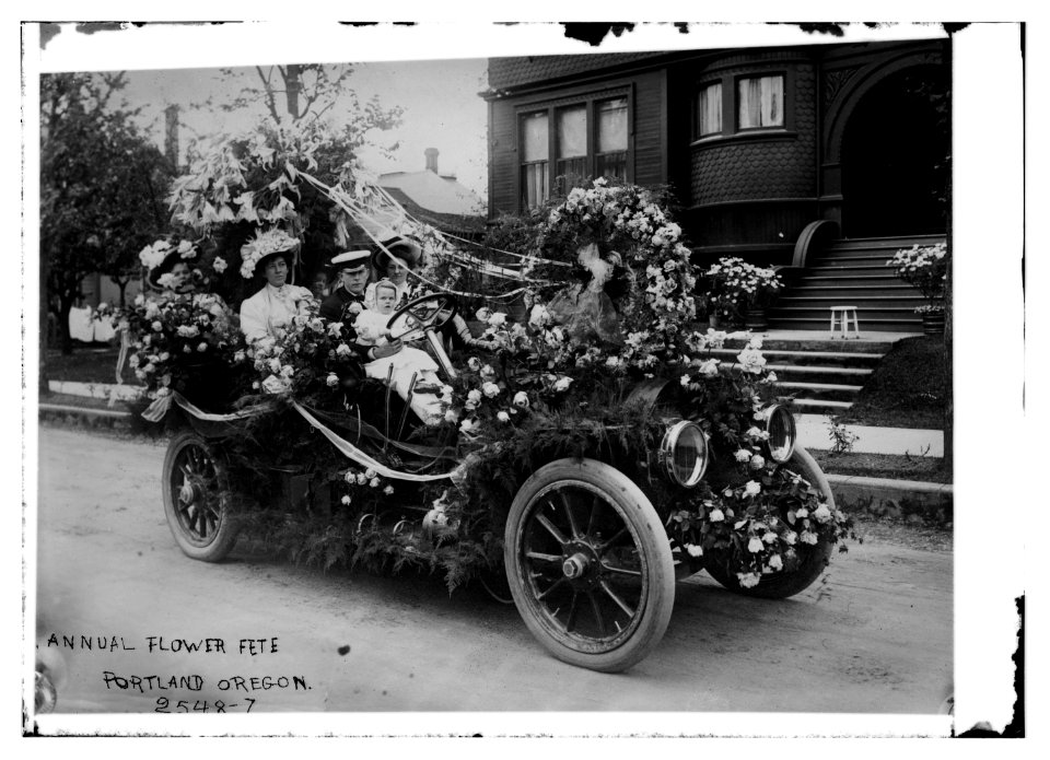 Annual flower fete, Portland, Oregon LCCN2014692028