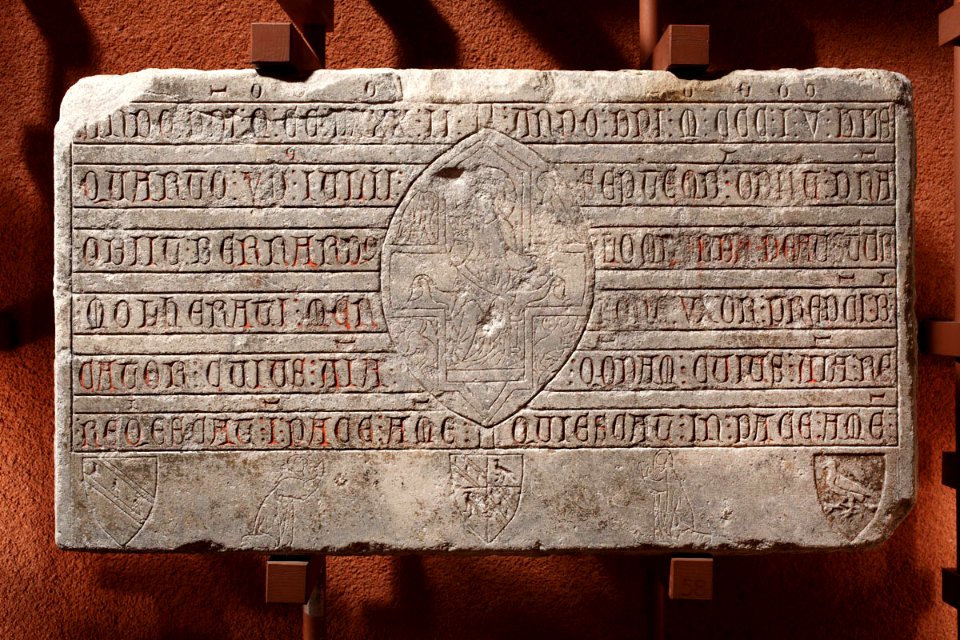 Anonyme français - Epitaphe de Bernardus Molherati et Lombarda de - Musée des Augustins - RA 741