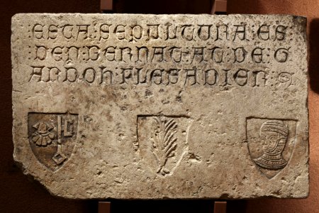 Anonyme français - Epitaphe de Bernat at de Gardoh - Musée des Augustins - RA 586