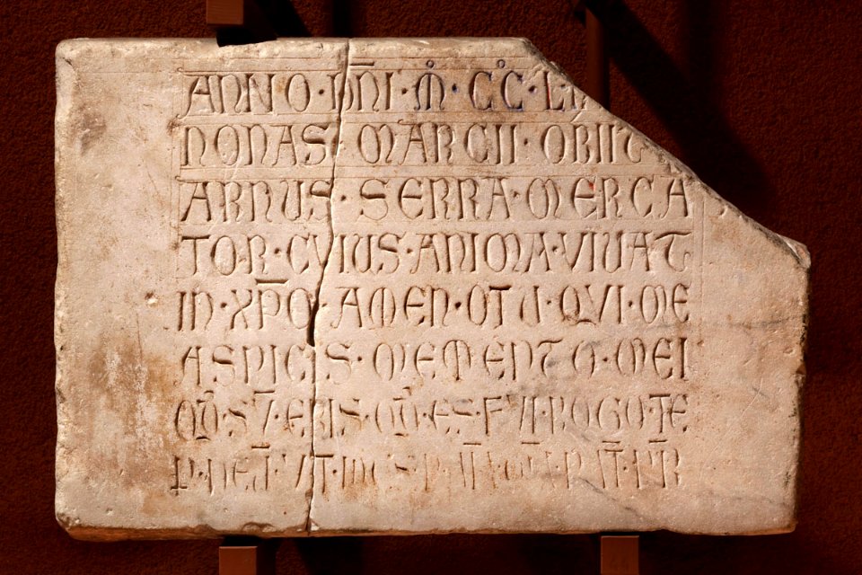 Anonyme français - Epitaphe de Isarnus Serra - Musée des Augustins - RA 543
