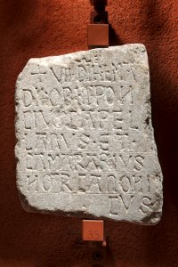 Anonyme français - Epitaphe de Poncius - Musée des Augustins - RA 520