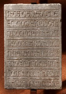 Anonyme français - Pierre de fondation de la chapelle Saint-Jacques - Musée des Augustins - RA 557