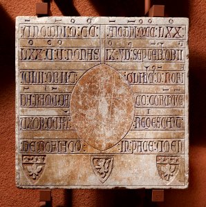 Anonyme français - Epitaphe de Raimuda et Guillelmus de Rofiaco - Musée des Augustins - RA 740