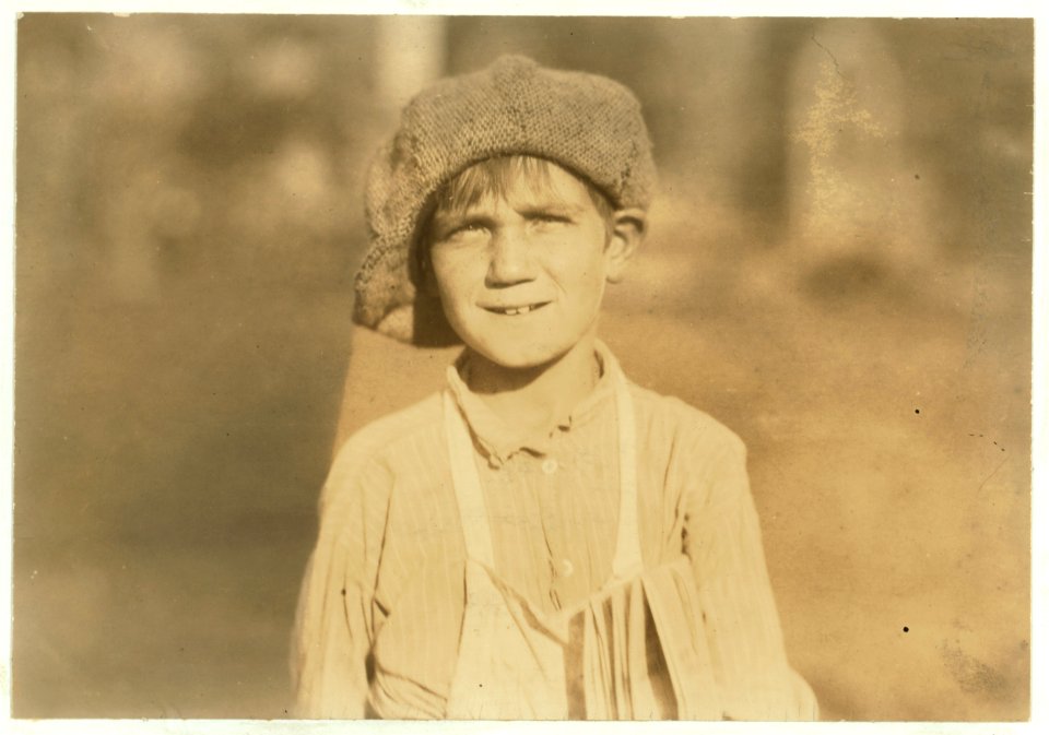 Another young newsboy in Hartford, Conn. August 26, 1924. LOC nclc.04069