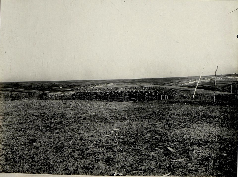 Ansicht vom Regimentskommando, Beobachtungsstand. Aufgenommen am 11. IV. 1916. Inf.Rgt.Nro.60. (BildID 15537024)