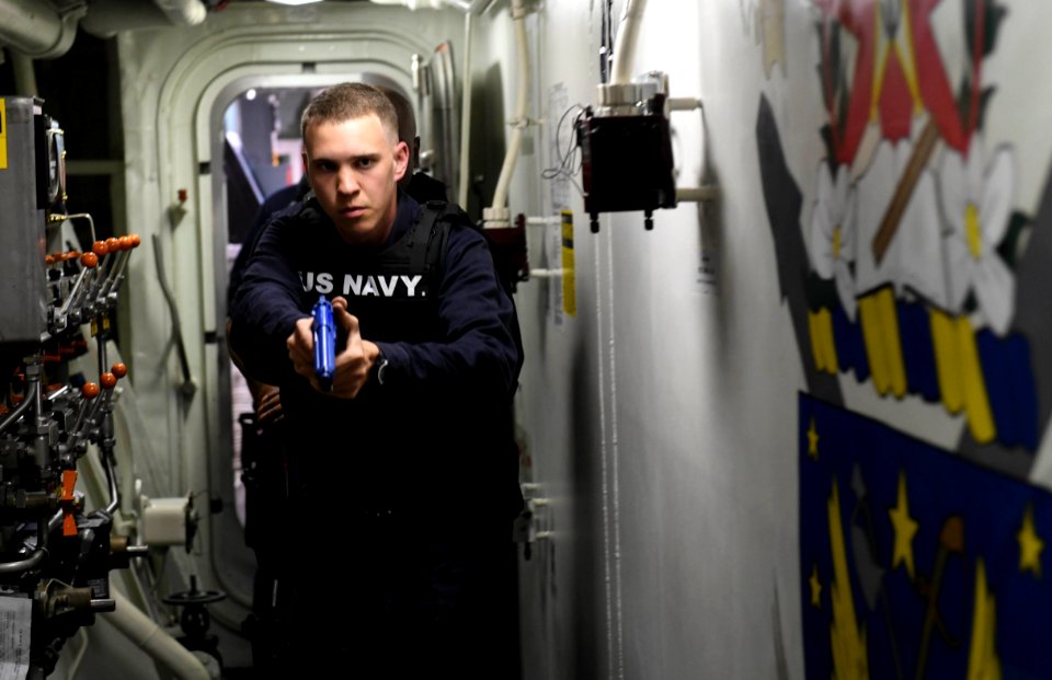 Anti-Terrorism Drill Aboard USS Wayne E. Meyer (DDG 108) 170131-N-RM689-140