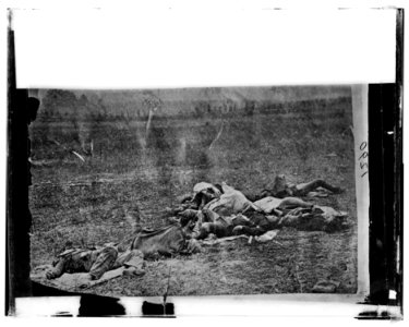 Antietam, Maryland. Dead on battlefield LOC cwpb.01435