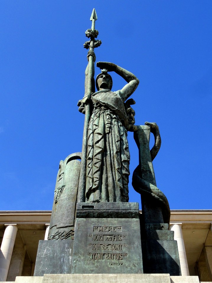 Antoine Bourdelle, ca.1922, Monument La France, H. 9 m, bronze, Hohwiller founder, erected 18 June 1948, Palais de Tokyo, Paris