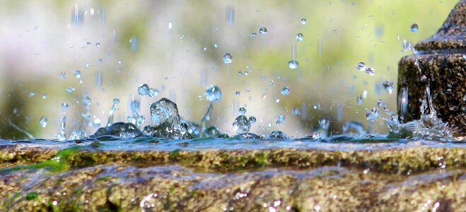 Fountain drops rain