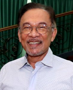 Anwar Ibrahim (cropped 1)