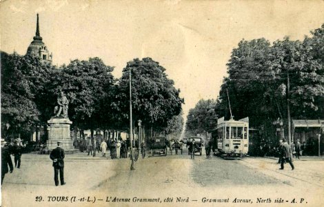 AP 29 - TOURS - L'Avenue Grammont, coté Nord - Grammont Avenue, North side