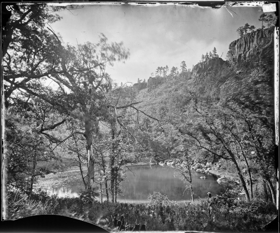 APACHE LAKE, SIERRA BLANCA RANGE, ARIZONA - NARA - 524182