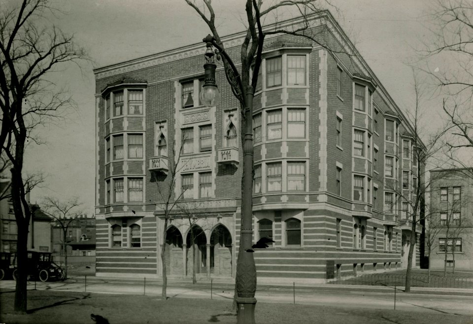 Apartment building, 5007 Grand Boulevard, Chicago, early 20th century (NBY 965)