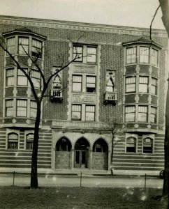 Apartment building, 5007 Grand Boulevard, Chicago, early 20th century (NBY 852)