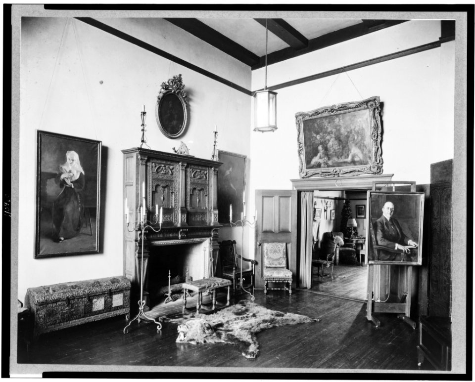 Apartment of Prince Pierre Troubetzkoy, 15 West 67th Street, New York City, with fireplace, bear rug, and paintings LCCN94505652