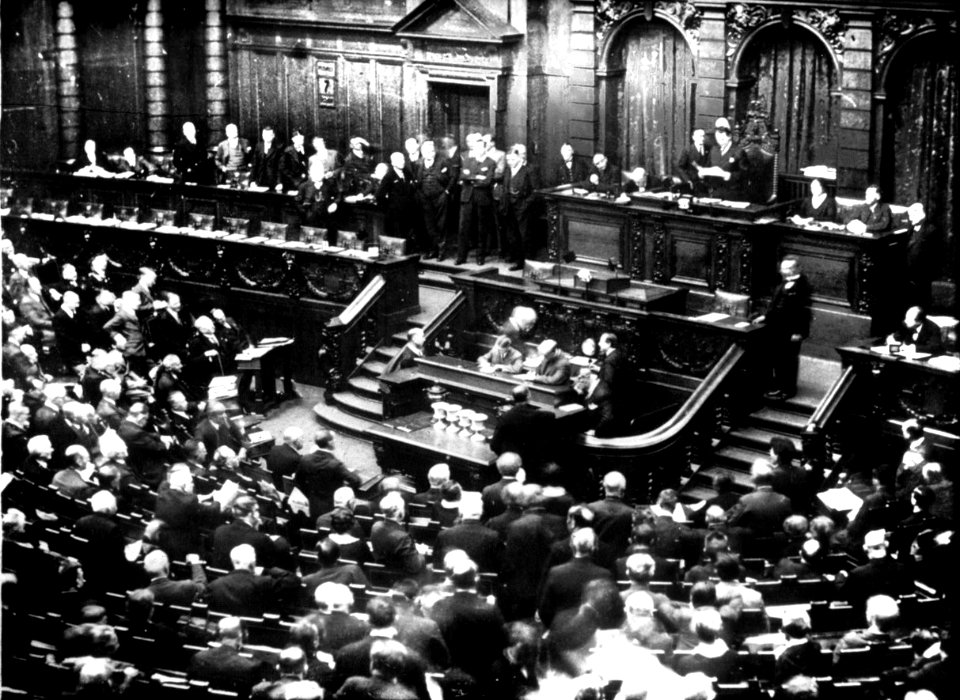 AperturaDelReichtagPorGoering1932