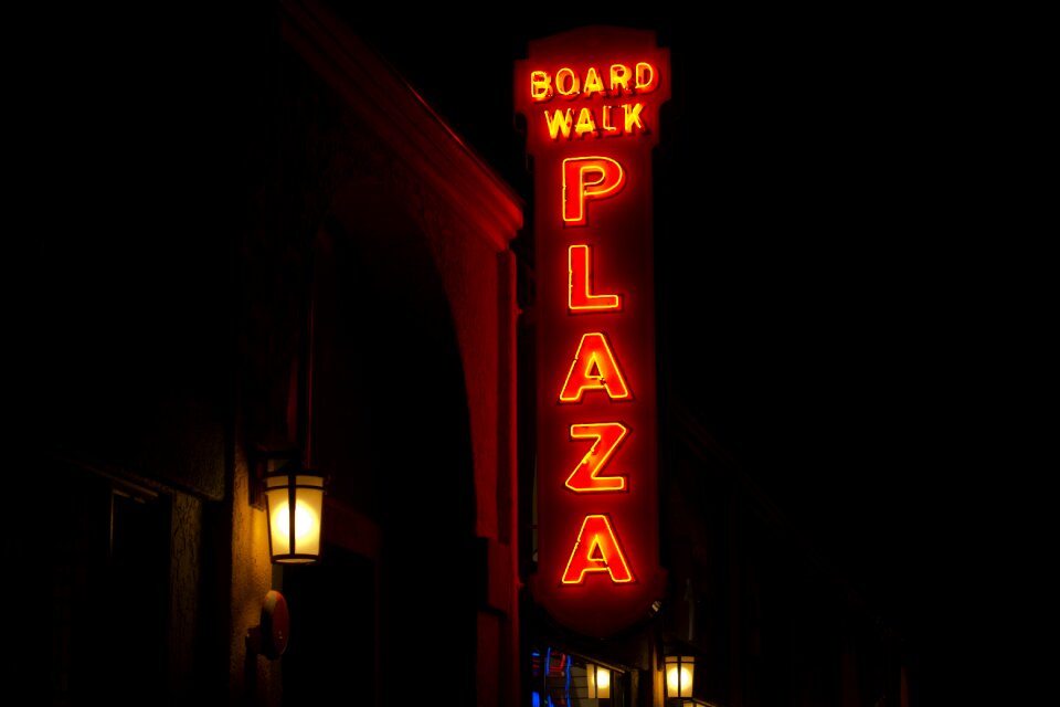 Signage plaza light