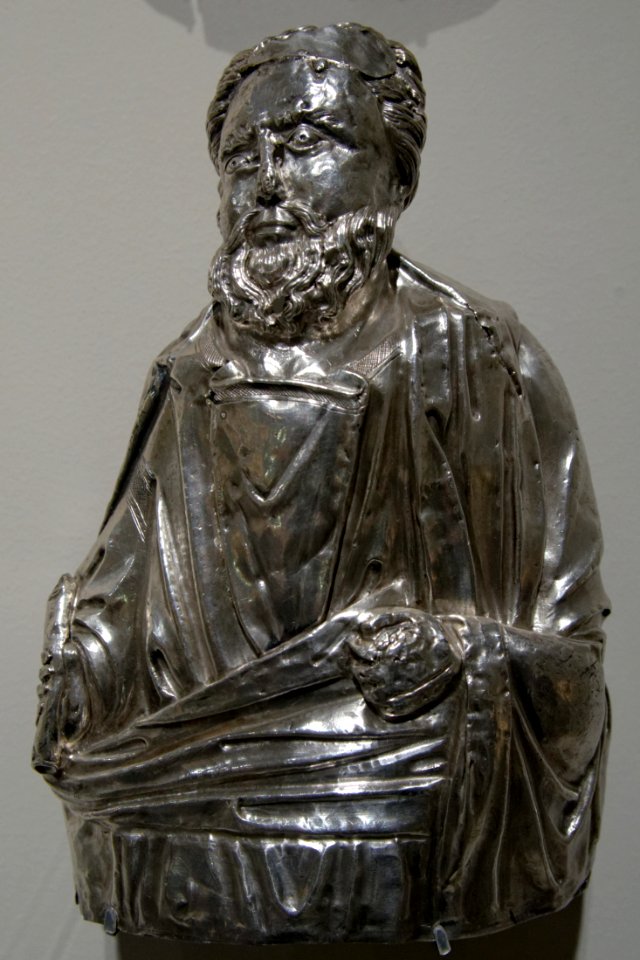 Apostle relief cathedral of Split n01