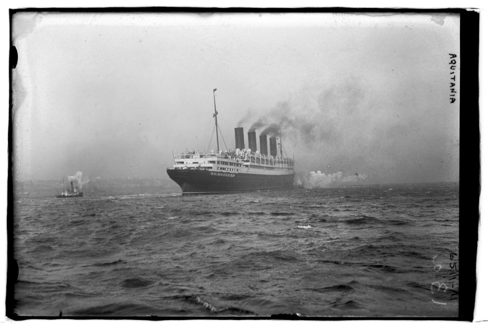 AQUITANIA LCCN2014719093