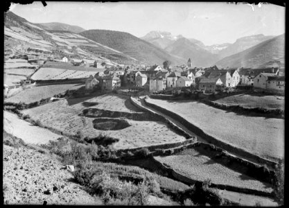 Aragüés del Puerto photo