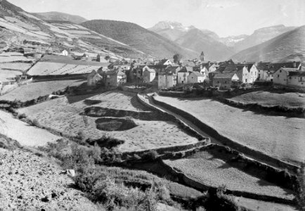 Aragüés del Puerto (cropped)