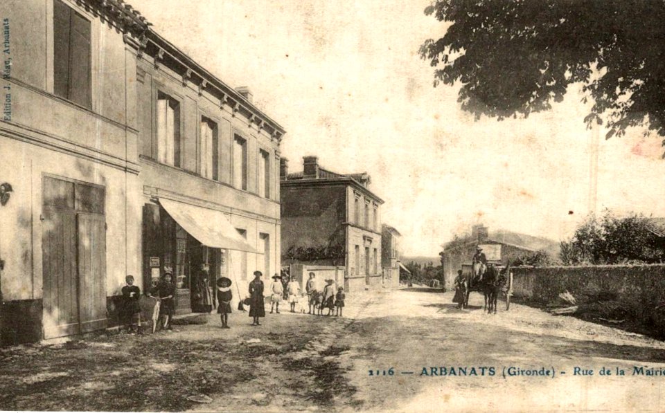 Arbanats - rue de la Mairie