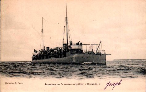 Arcachon - Bassin navire de guerre 2 photo