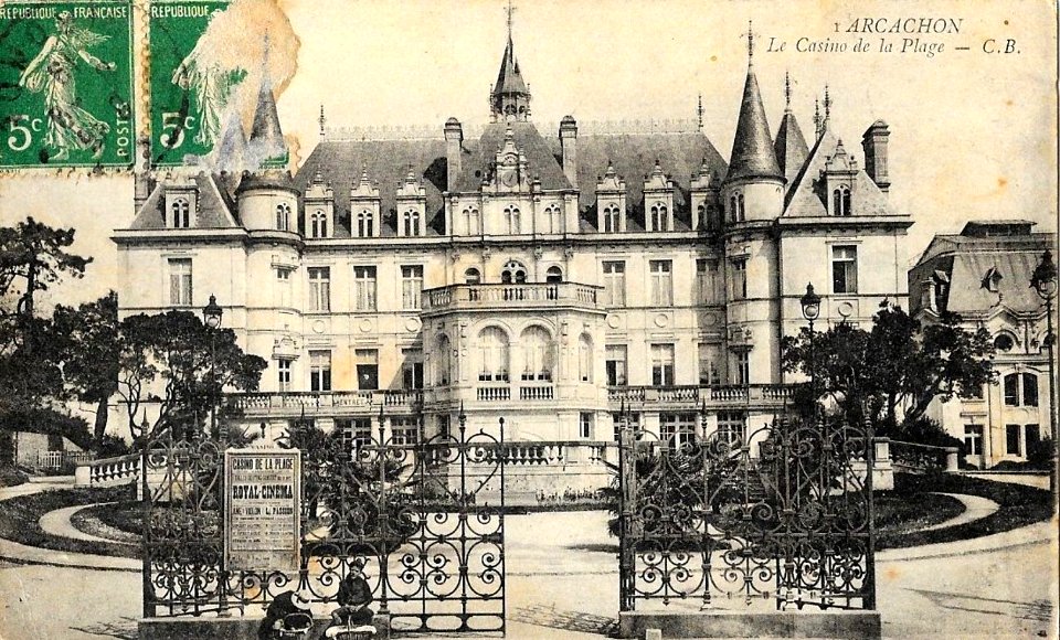 Arcachon - Casino de la plage 7