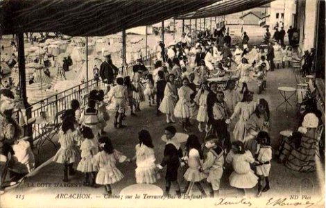 Arcachon - Casino de la plage Bal des enfants 4 photo