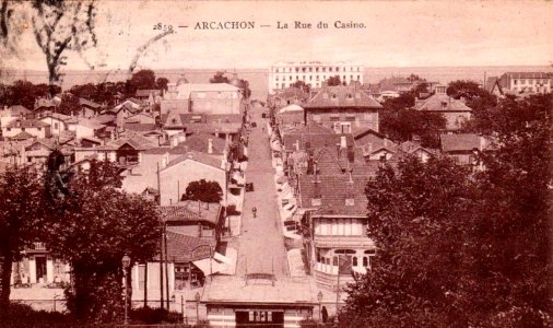 Arcachon - rue du Casino 2