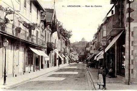 Arcachon - rue du Casino 9
