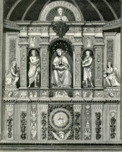 Arcevia Chiesa di San Medardo Altare in terracotta smaltata