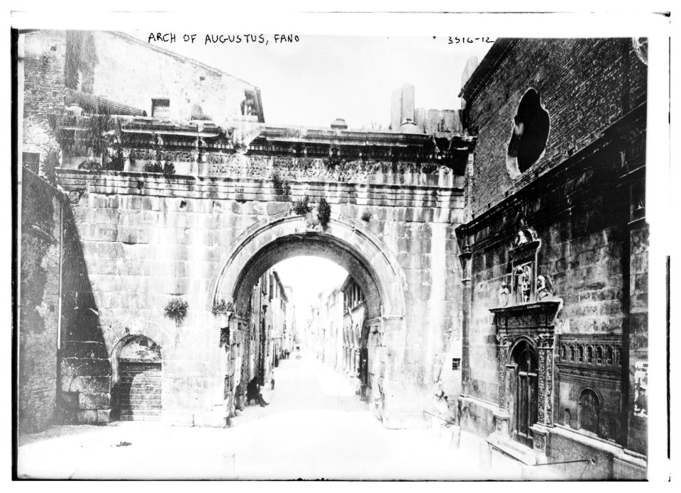 Arch of Augustus, Fano LCCN2014699255