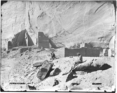 Archaeology of Southwestern U.S., View of ruins on bottom land, Canyon Del Muerto, Canyon de Chelly, Arizona. - NARA - 523839
